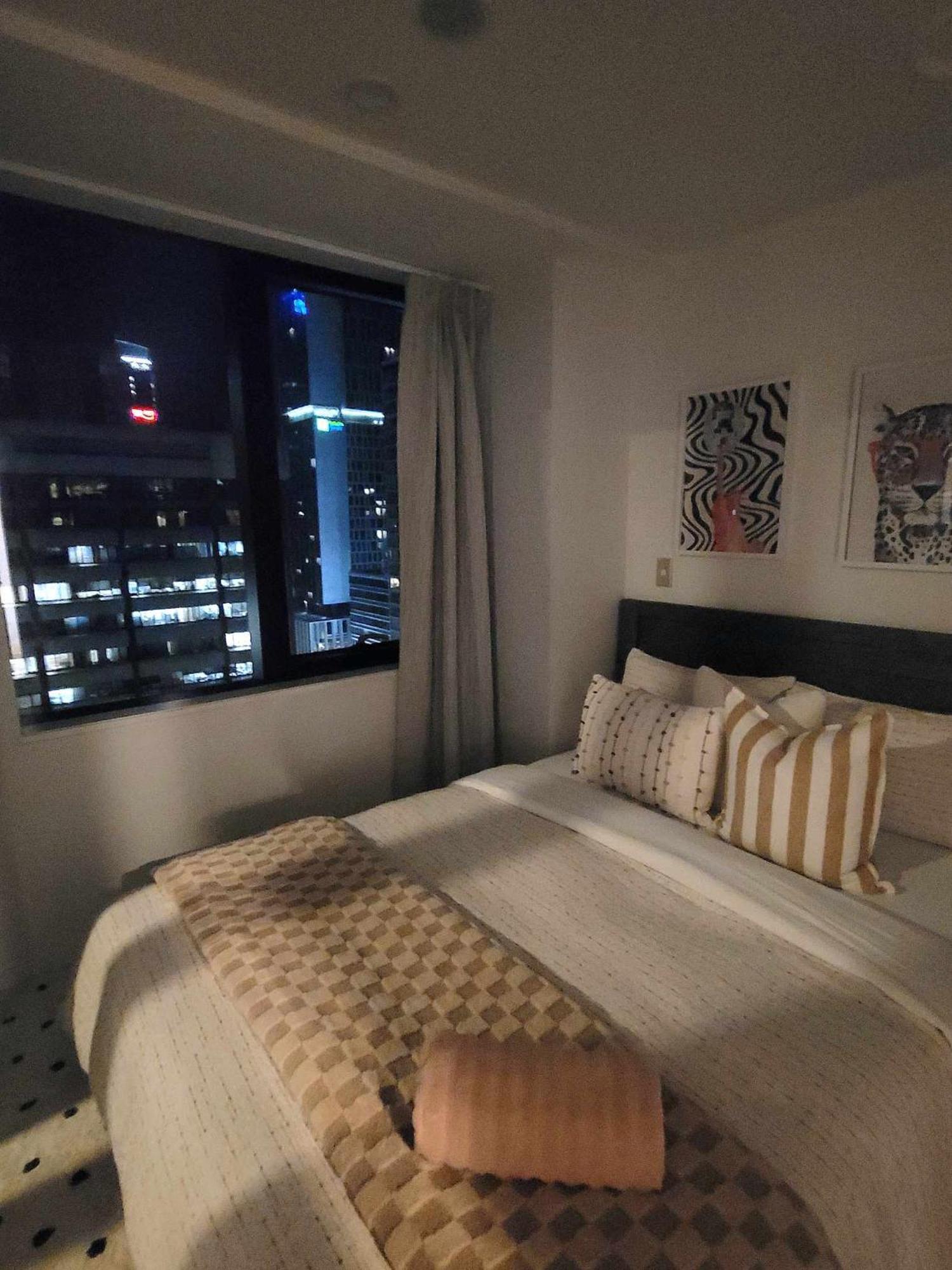 شقة Sky Tower Just Next Door أوكلاند المظهر الخارجي الصورة
